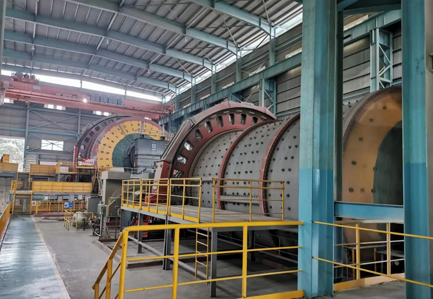 The application of grid type ball mill liners and overflow type ball mill liners in hard ore medium of Sizhou Mineral Processing Plant of Jiangxi Copper Corporation